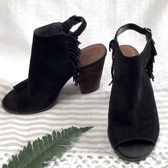 Lucky Brand LANTAU Black Fringe Suede Boho Chic Block Heel Ankle Bootie Sandals - Picture 3 of 15